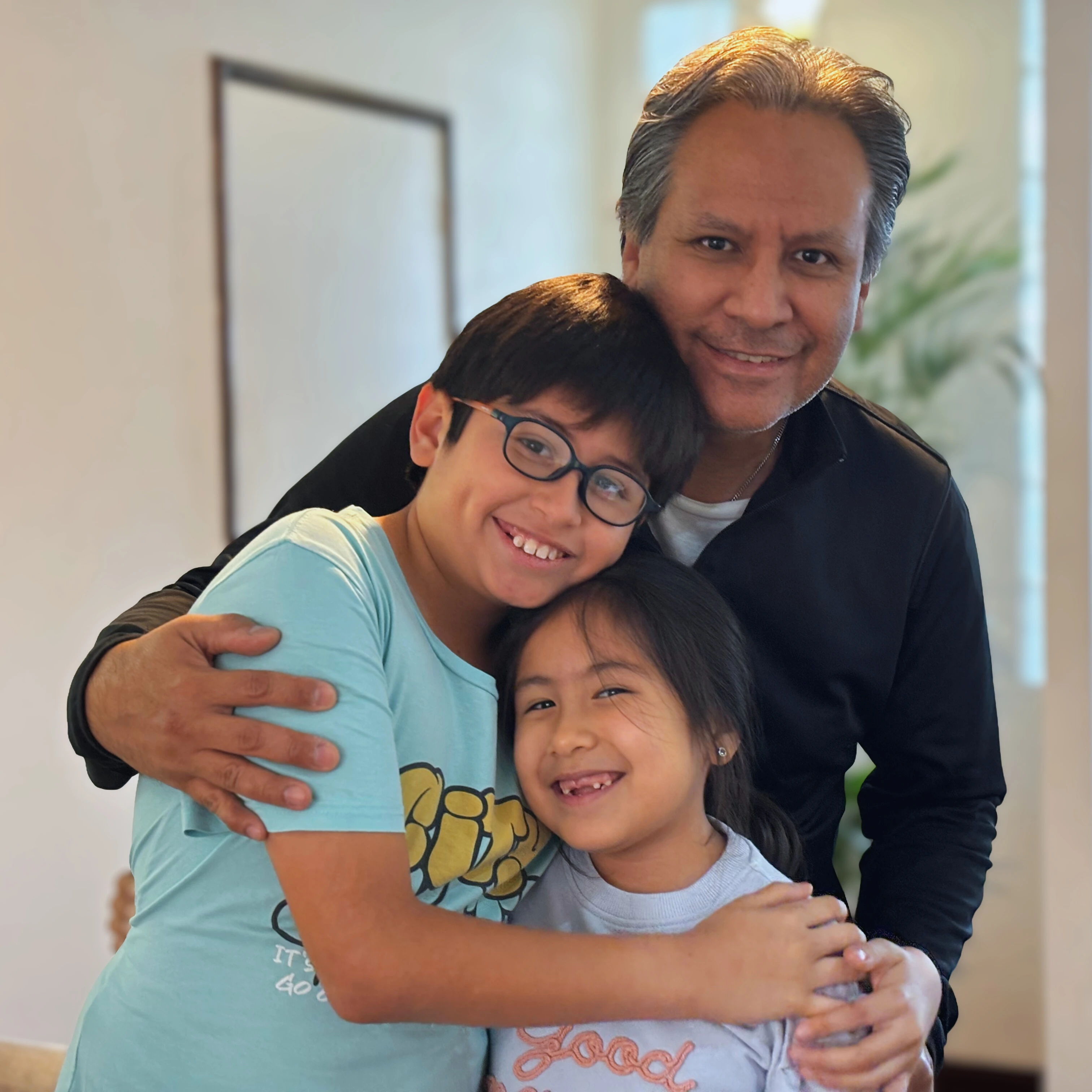 CRIANDO PSERES: PROGRAMA PARA PADRES Y TUTORES